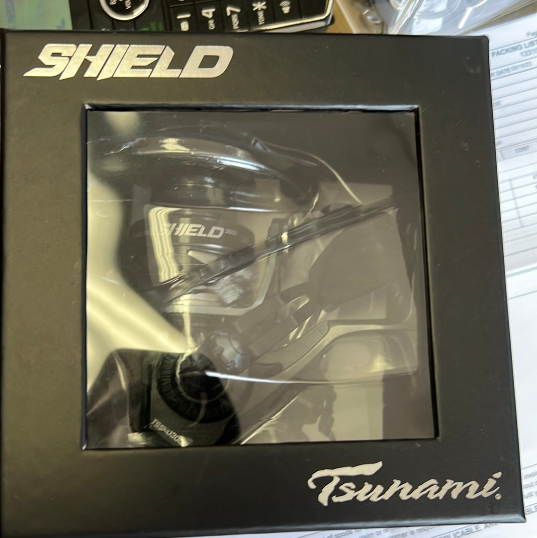 TSUNAMI SHIELD 8000 REVIEW! The NEXT Spinning Reel you need ! 