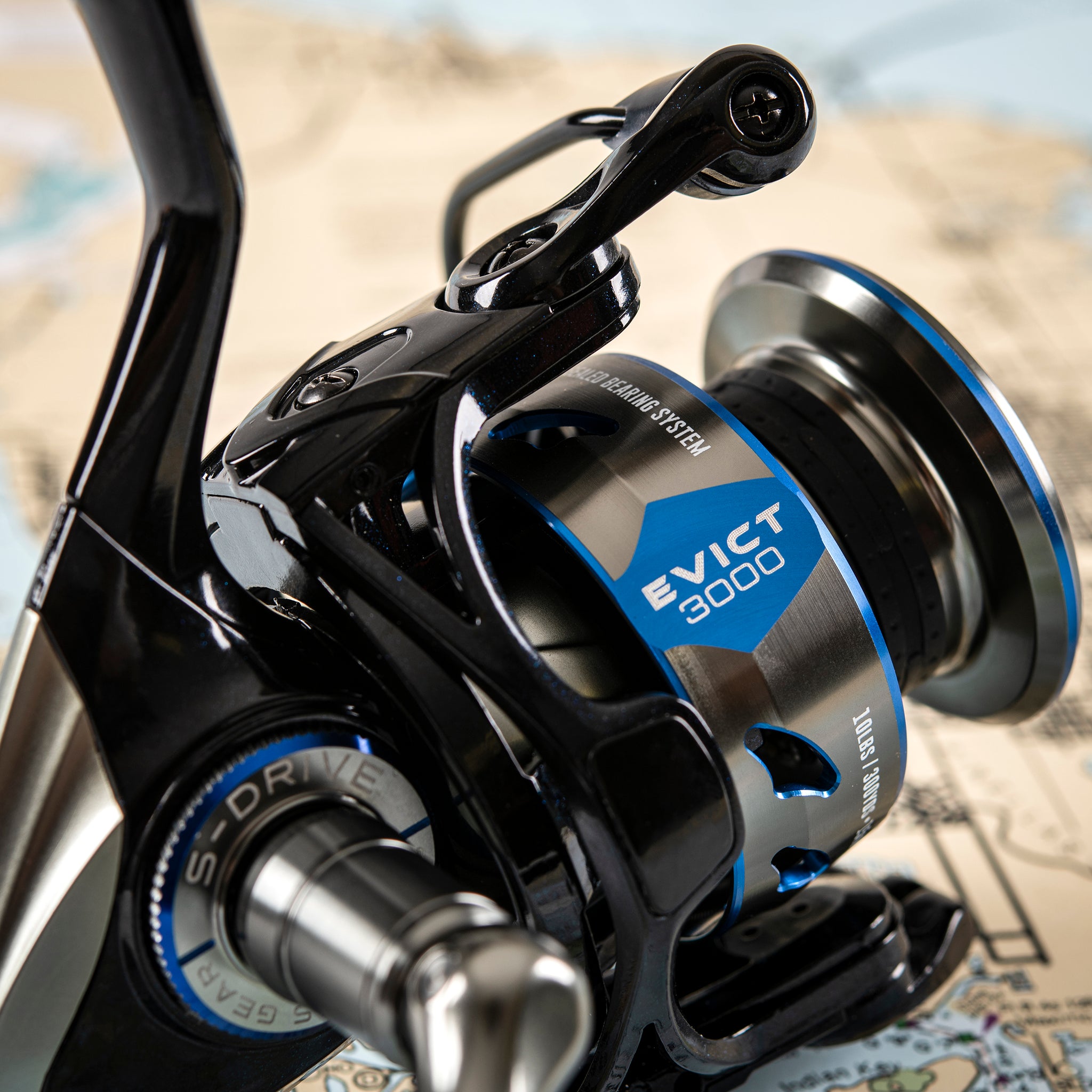 Tsunami Evict Spinning Reel 2000 from